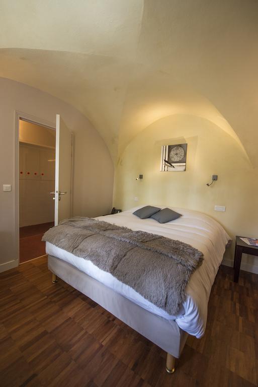 Chateau Du Bost - Teritoria Bellerive-sur-Allier Kamer foto