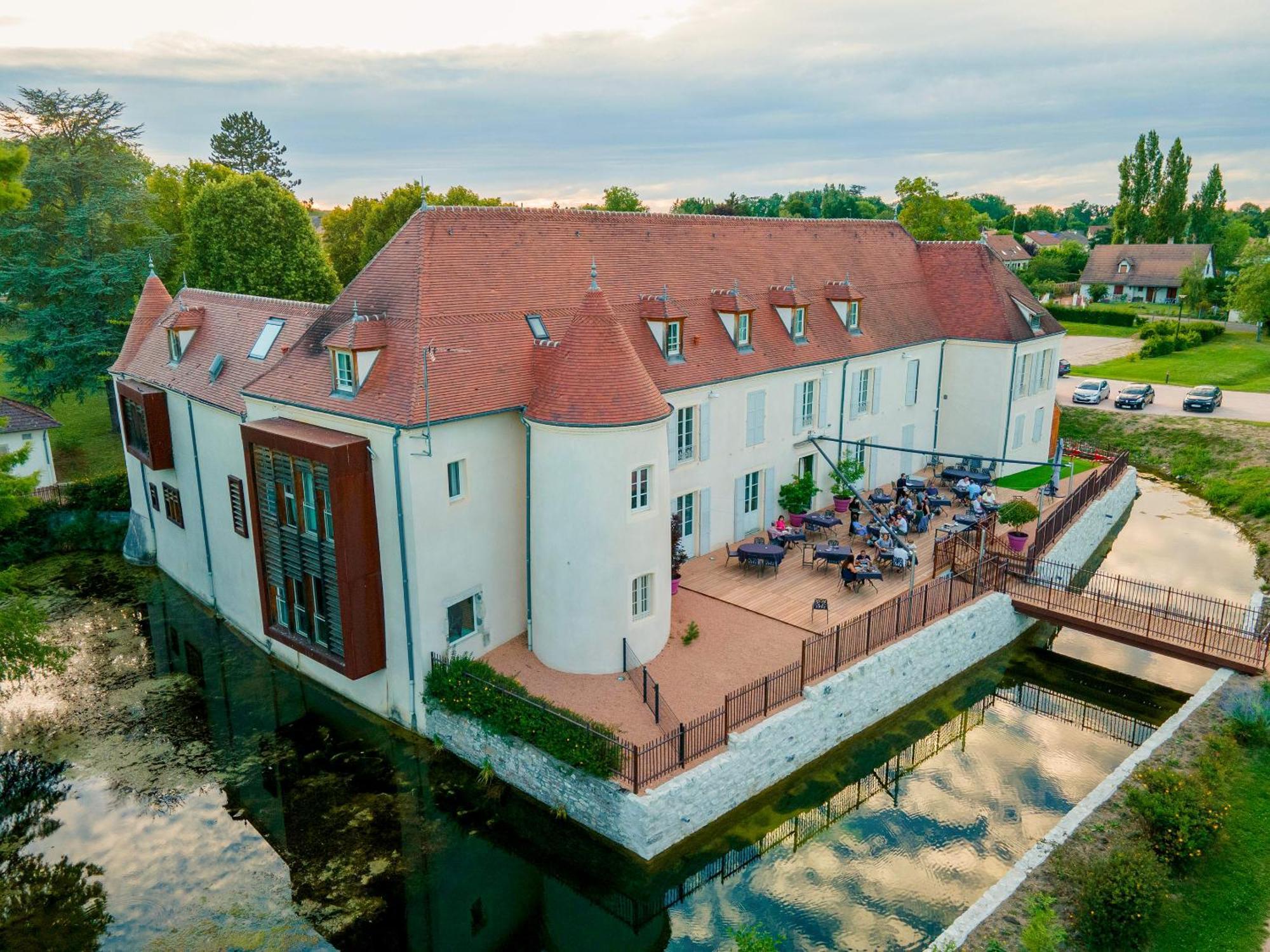 Chateau Du Bost - Teritoria Bellerive-sur-Allier Buitenkant foto